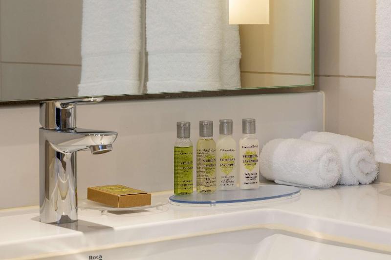 Hilton Garden Inn Riyadh Financial District - Oda
