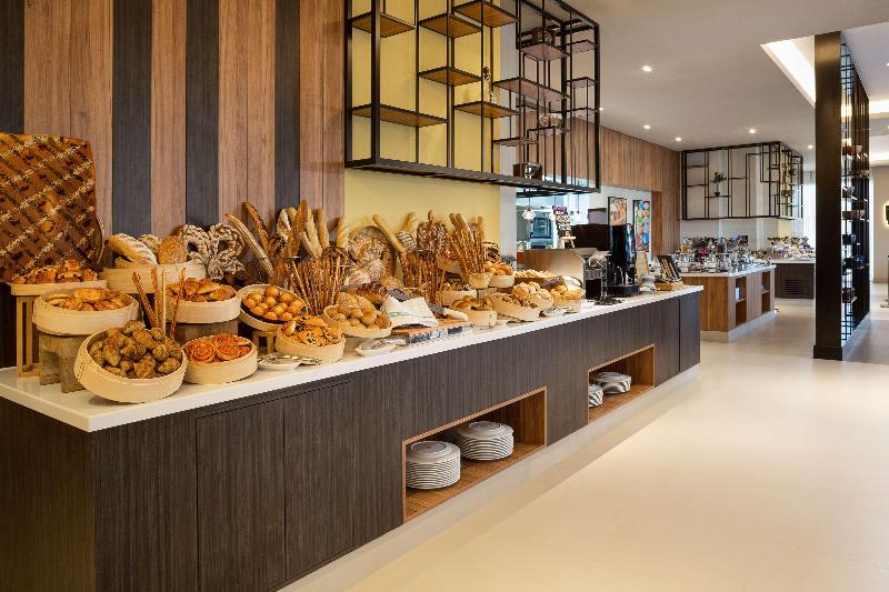 Hilton Garden Inn Riyadh Financial District - Restoran