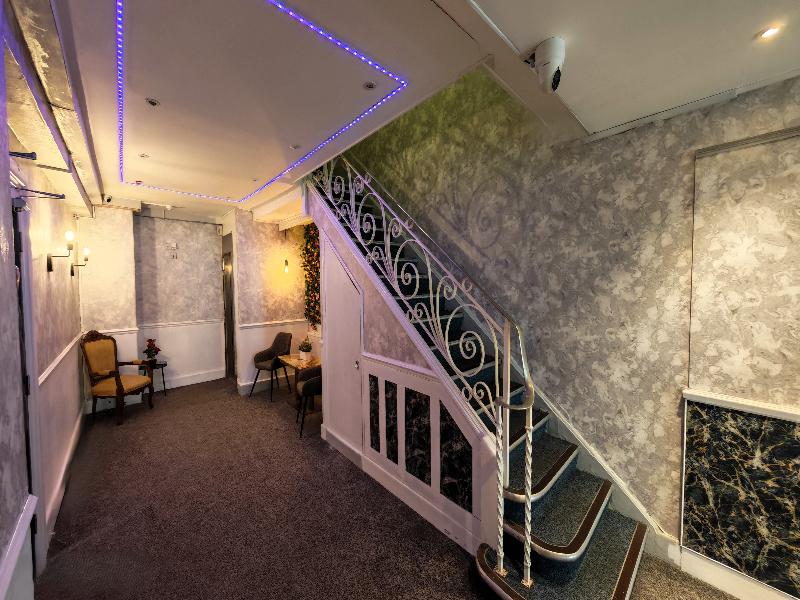 Russel Court Hotel Bournemouth Central - Lobi