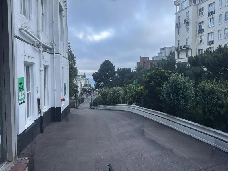 Russel Court Hotel Bournemouth Central - Genel