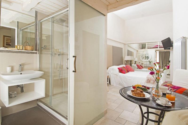 Santo Stefano Home & Breakfast - Oda
