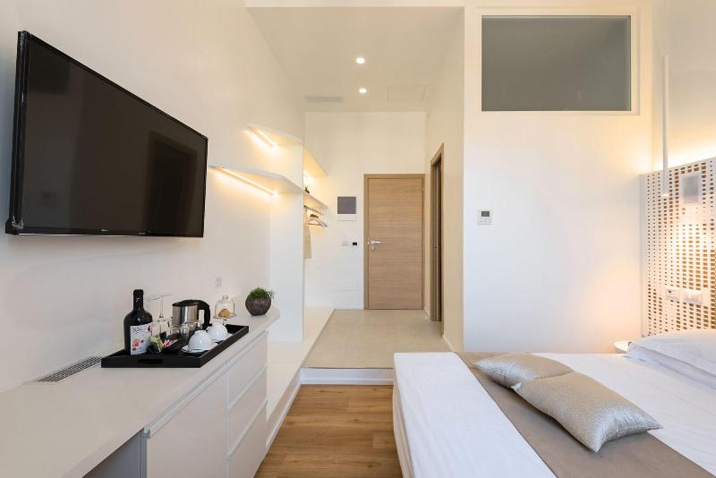 Numa Roma Guesthouse - Oda