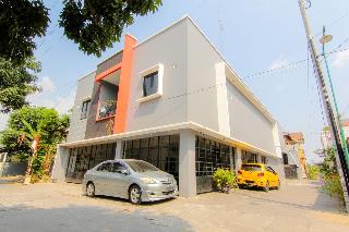 Jj House Wahid Hasyim by ZUZU otel fotoğrafı