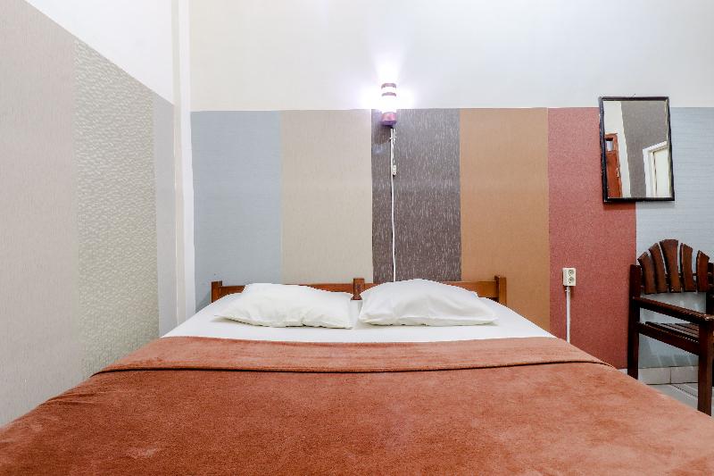 Hotel Bintang by ZUZU - Oda