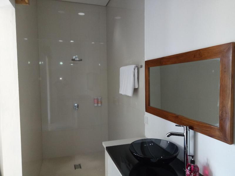 Pier26 Bali Homestay - Oda