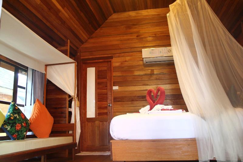 Lipe Beach Resort - Oda