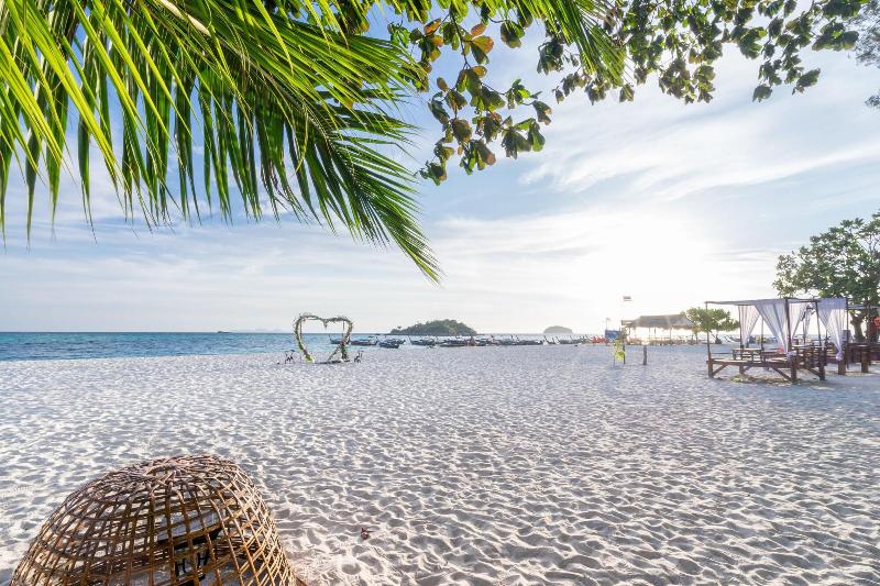 Lipe Beach Resort - Plaj