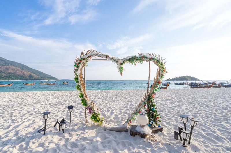 Lipe Beach Resort - Plaj