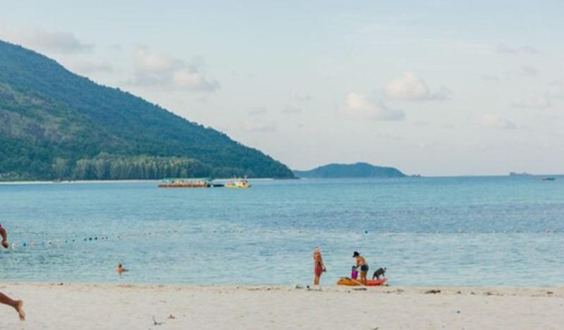 Lipe Beach Resort - Plaj