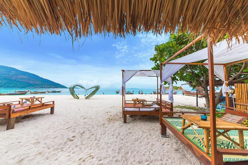 Lipe Beach Resort - Restoran