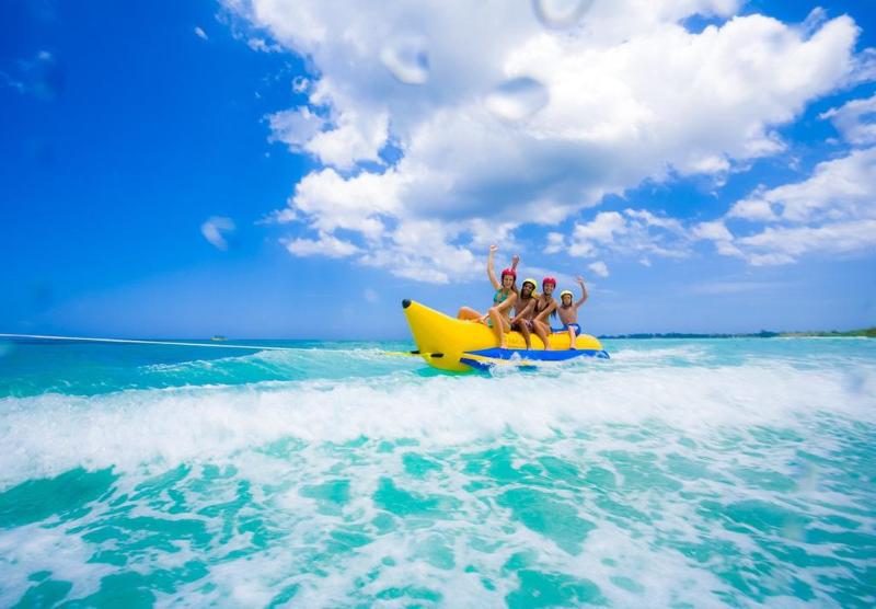 Batuta Maldives Surf View - Aktivite