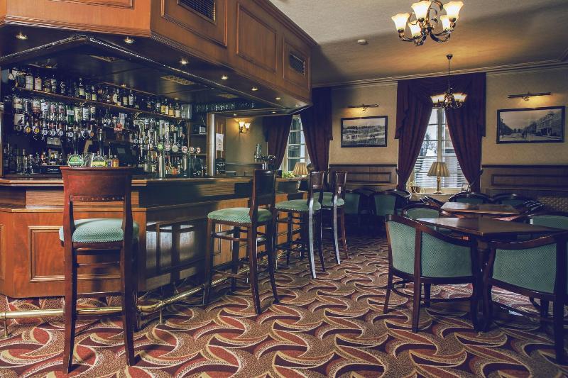 Burnett Arms Hotel - Lobi