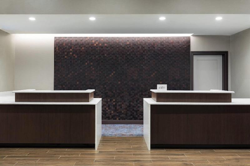 Residence Inn Long Island Garden City - Lobi
