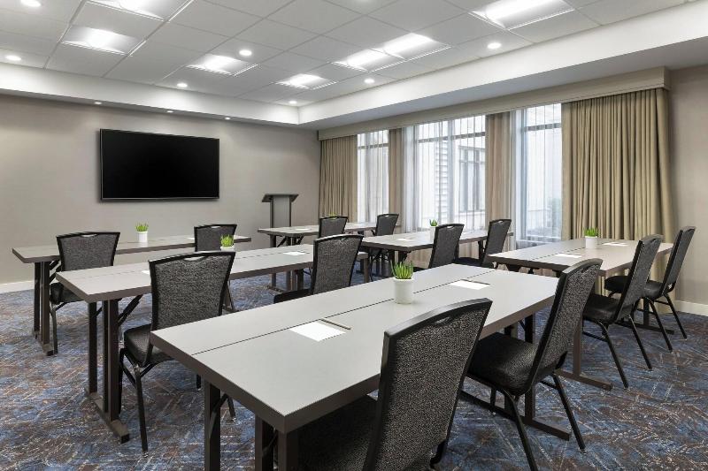 Residence Inn Long Island Garden City - Toplantı