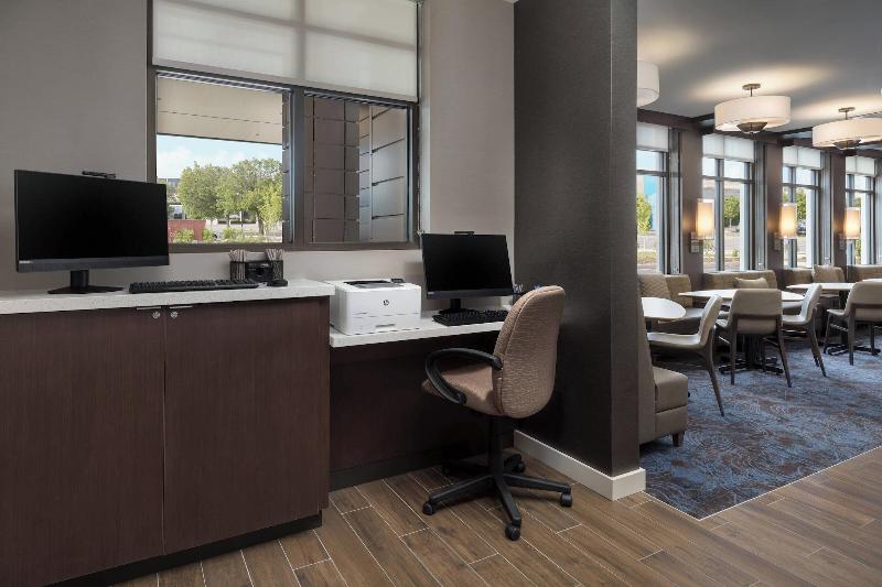 Residence Inn Long Island Garden City - Genel