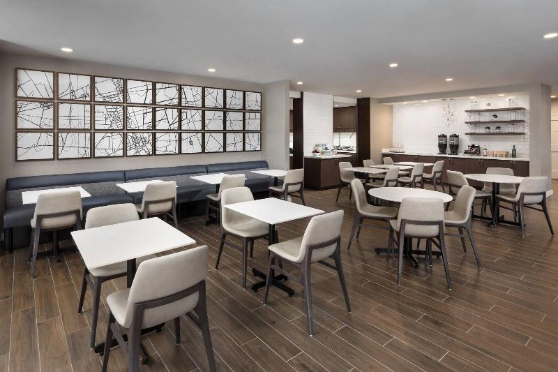 Residence Inn Long Island Garden City - Restoran