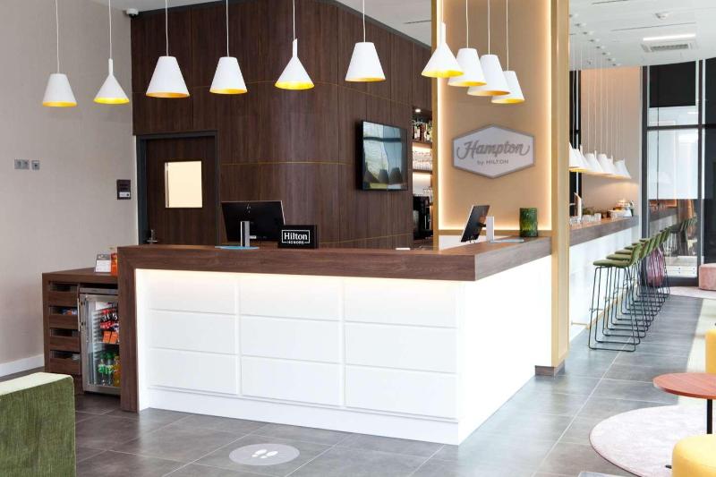 Hampton By Hilton Munich City Center East - Lobi