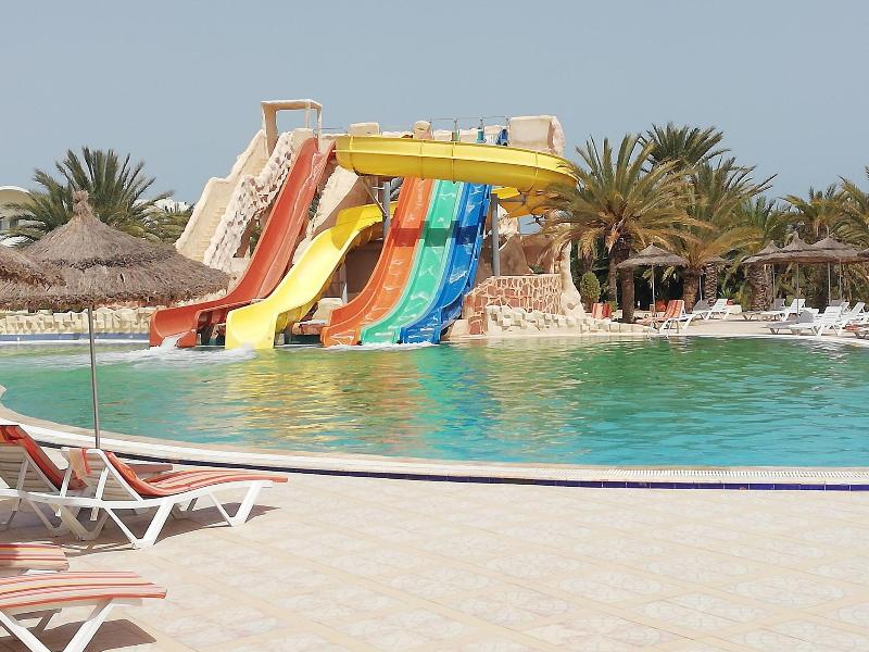 Baya Beach Aqua Park - Family and Couples Only - Havuz