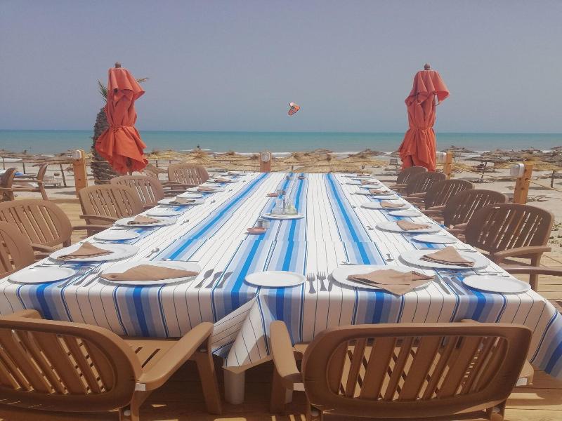 Baya Beach Aqua Park - Family and Couples Only - Restoran