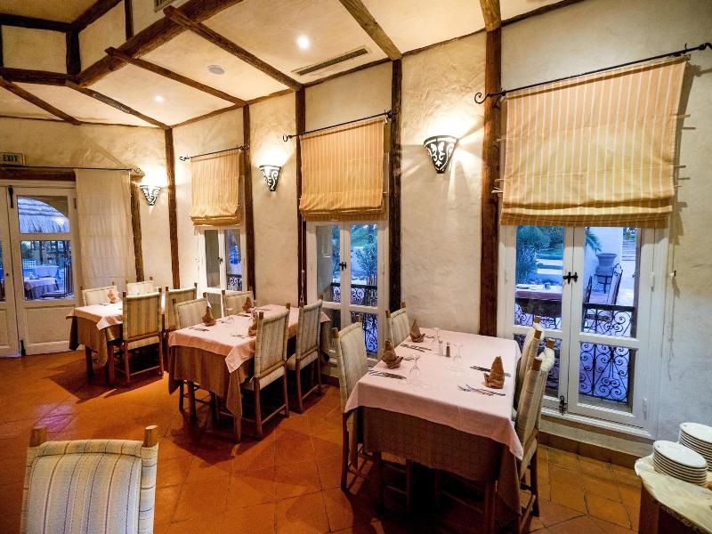 Baya Beach Aqua Park - Family and Couples Only - Restoran