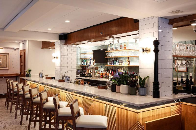 The Shelburne Sonesta New York - Bar