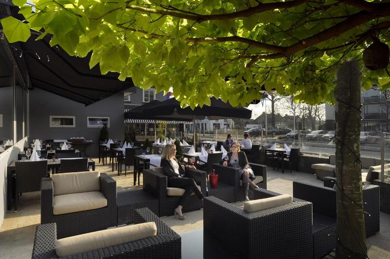 Van der Valk Hotel De Molenhoek-Nijmegen - Teras