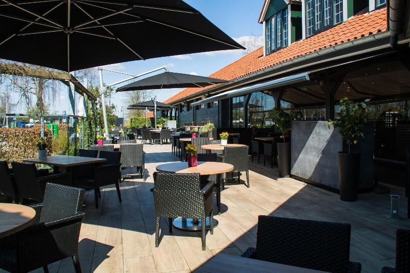 Van Der Valk Hotel Groningen Westerbroek - Teras