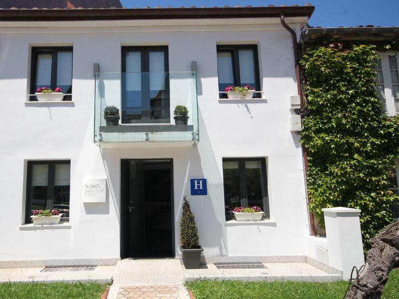 Le Petit Boutique Hotel - Adults Only - Genel