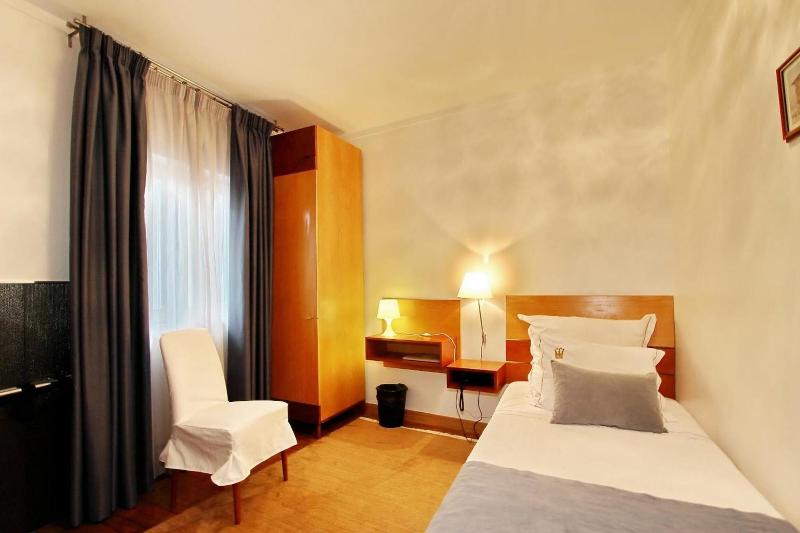 Hotel Mestre De Avis - Oda