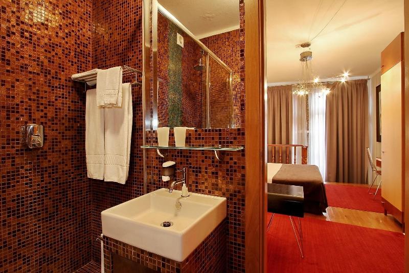 Hotel Mestre De Avis - Oda