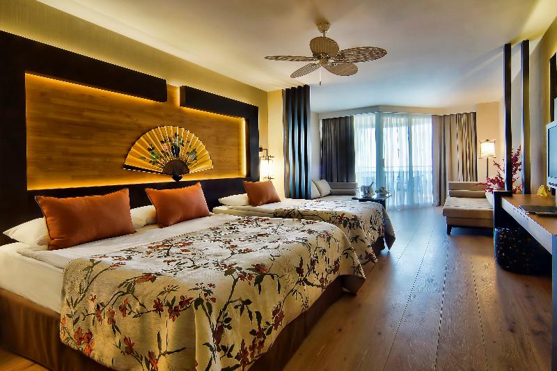 Limak Lara De Luxe Hotel & Resort - Oda