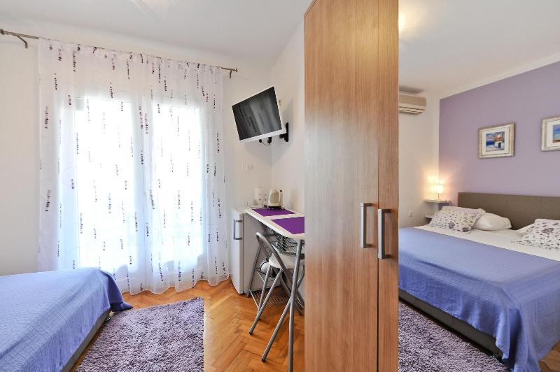 Apartments & Rooms Petra - Genel