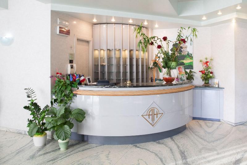 Hotel Ambasciatori - Lobi