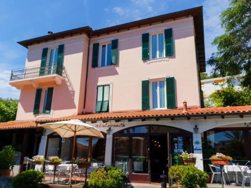 Hotel Ristorante Il Caminetto - Genel
