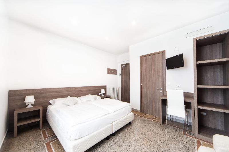 Hotel Ristorante Il Caminetto - Oda