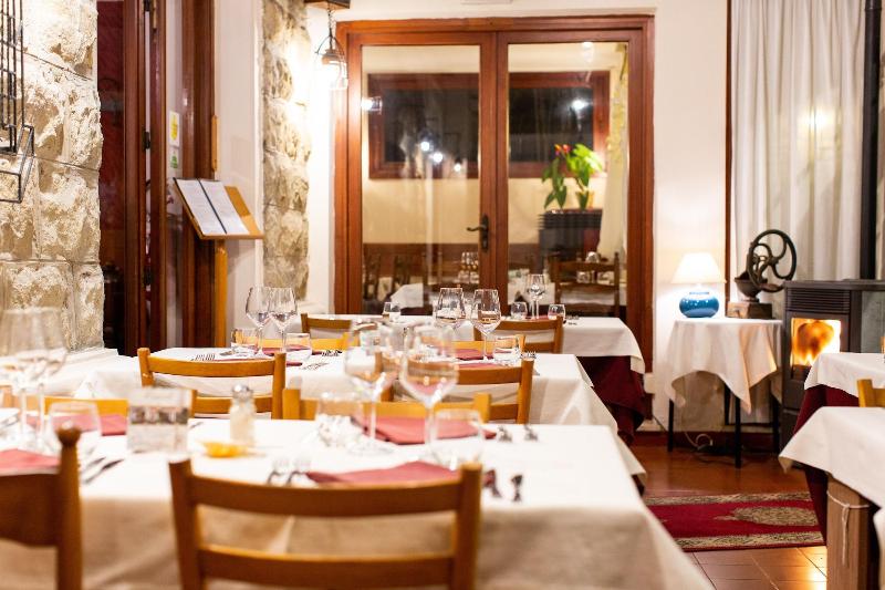 Hotel Ristorante Il Caminetto - Restoran