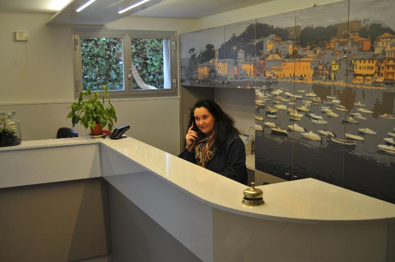 Hotel Villa Rosa - Lobi