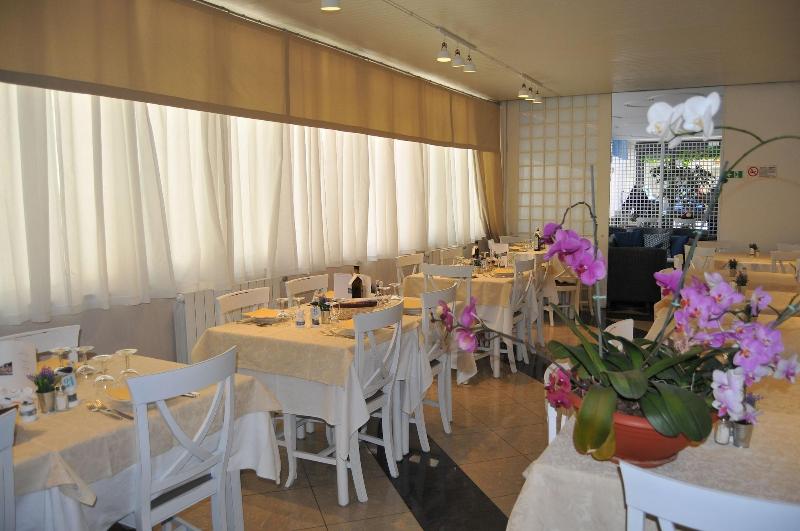 Hotel Villa Rosa - Restoran