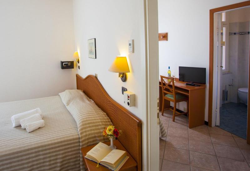 Hotel Delle Rose - Oda
