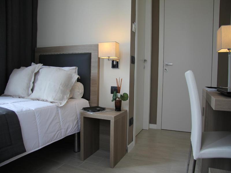 Hotel Zara Milano - Genel