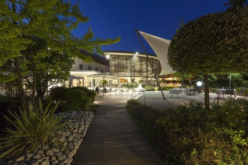 Inverigo Hotel - Genel