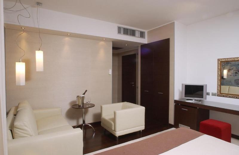 Inverigo Hotel - Oda