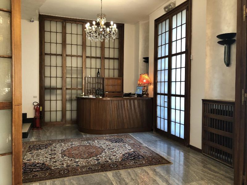 Hotel La Fontana - Lobi