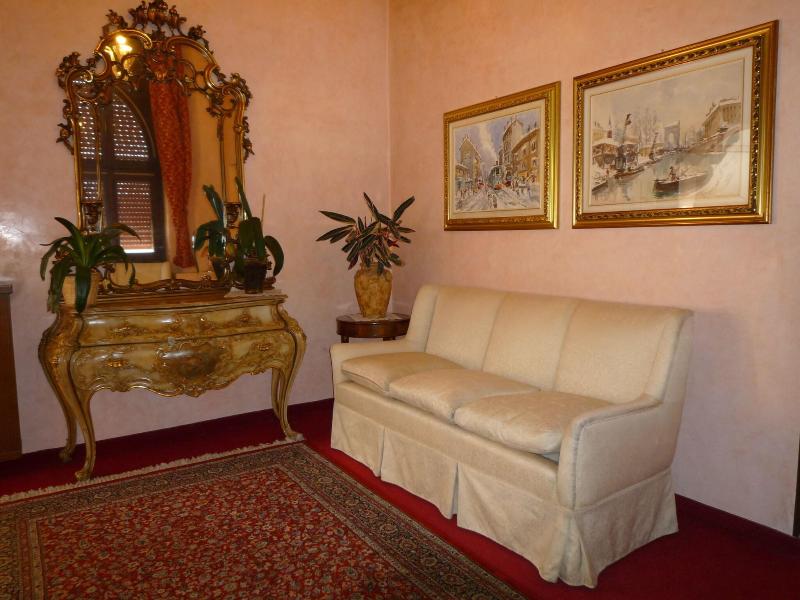 Hotel Montecarlo - Lobi