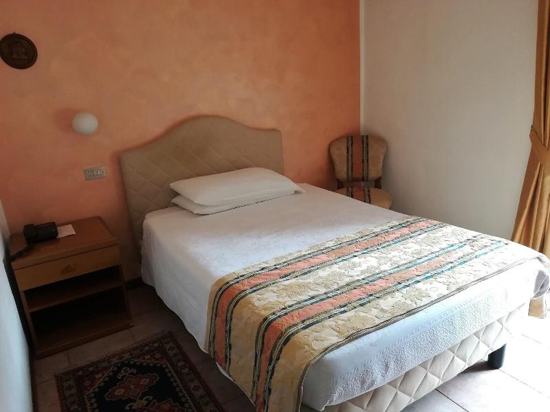 Hotel Centrale - Oda