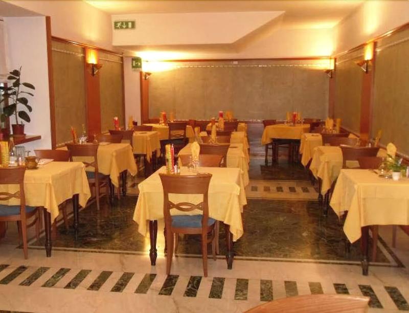 Hotel Centrale - Restoran