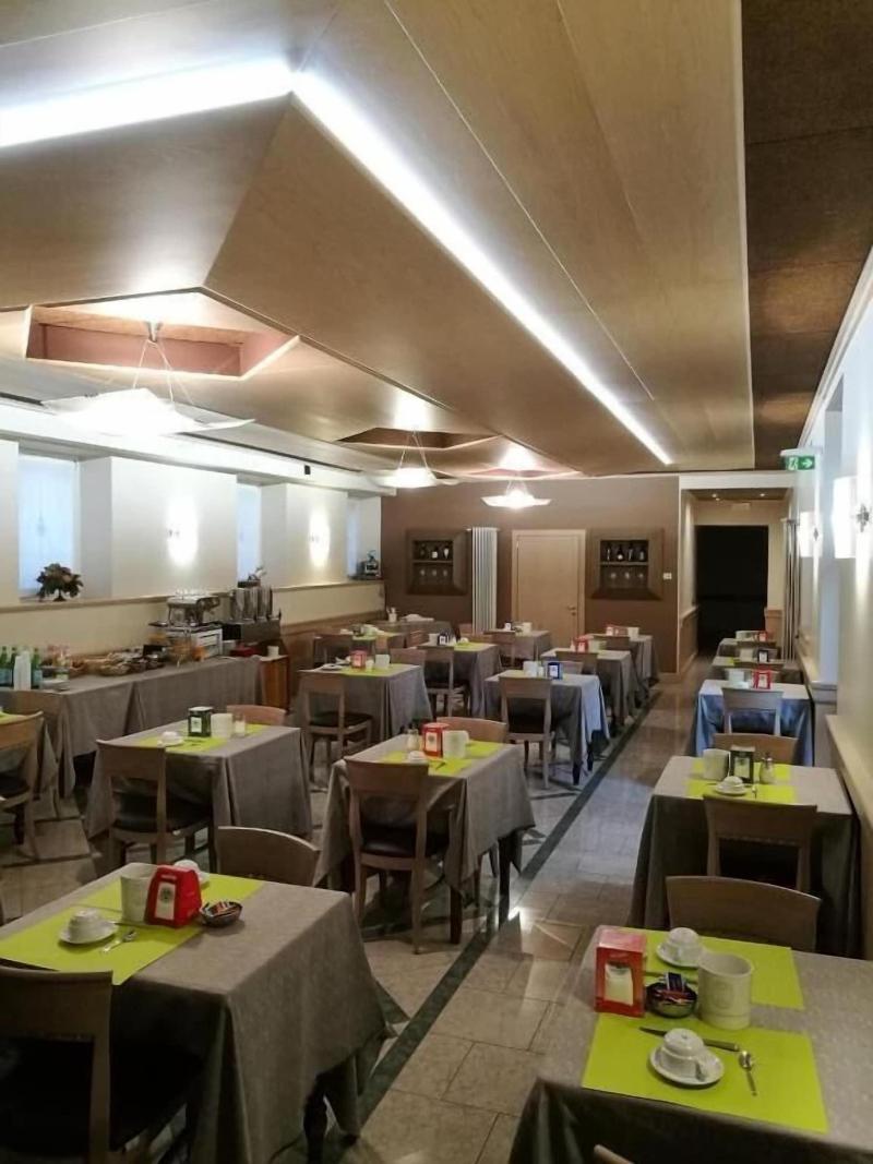 Hotel Centrale - Restoran