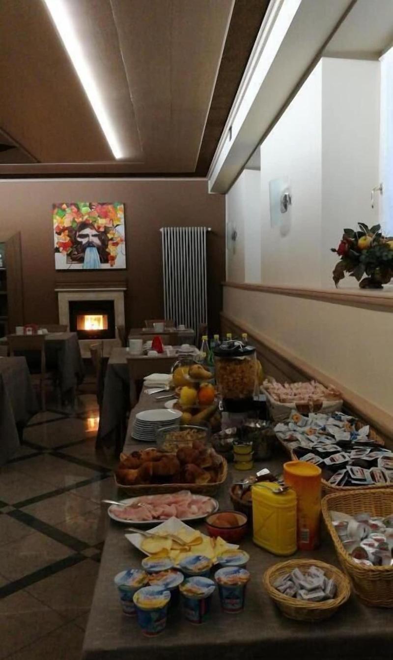 Hotel Centrale - Restoran