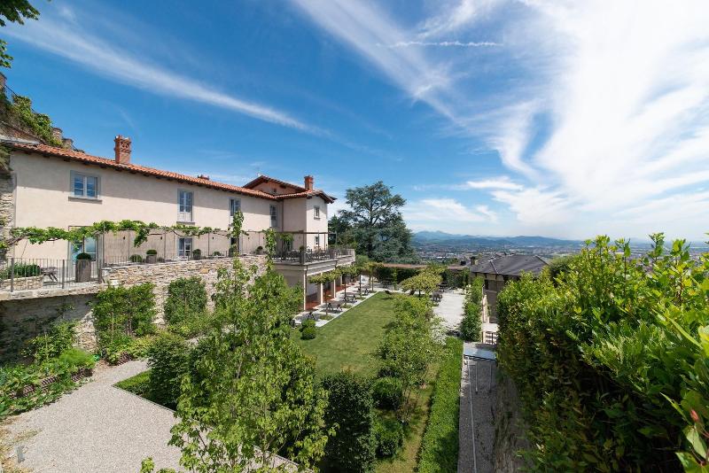 Relais San Vigilio Al Castello - Genel