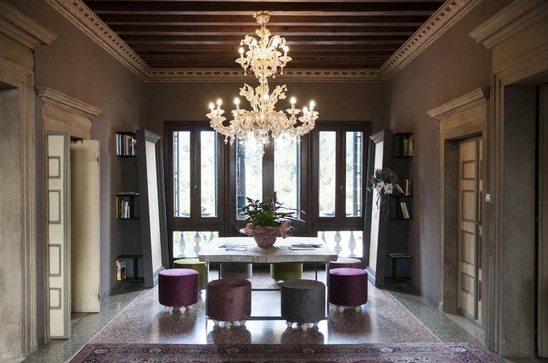 Hotel 5 Colonne - Lobi